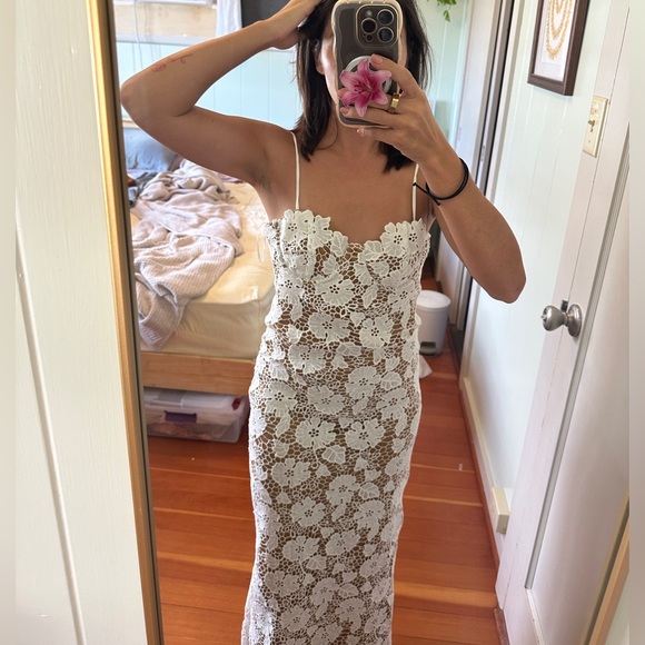 Hello Molly - White Floral Lace Dress - Picture 6 of 7